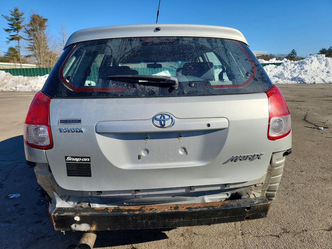 2004 Toyota Matrix VIN 2T1KR32E44C288237 photo 6