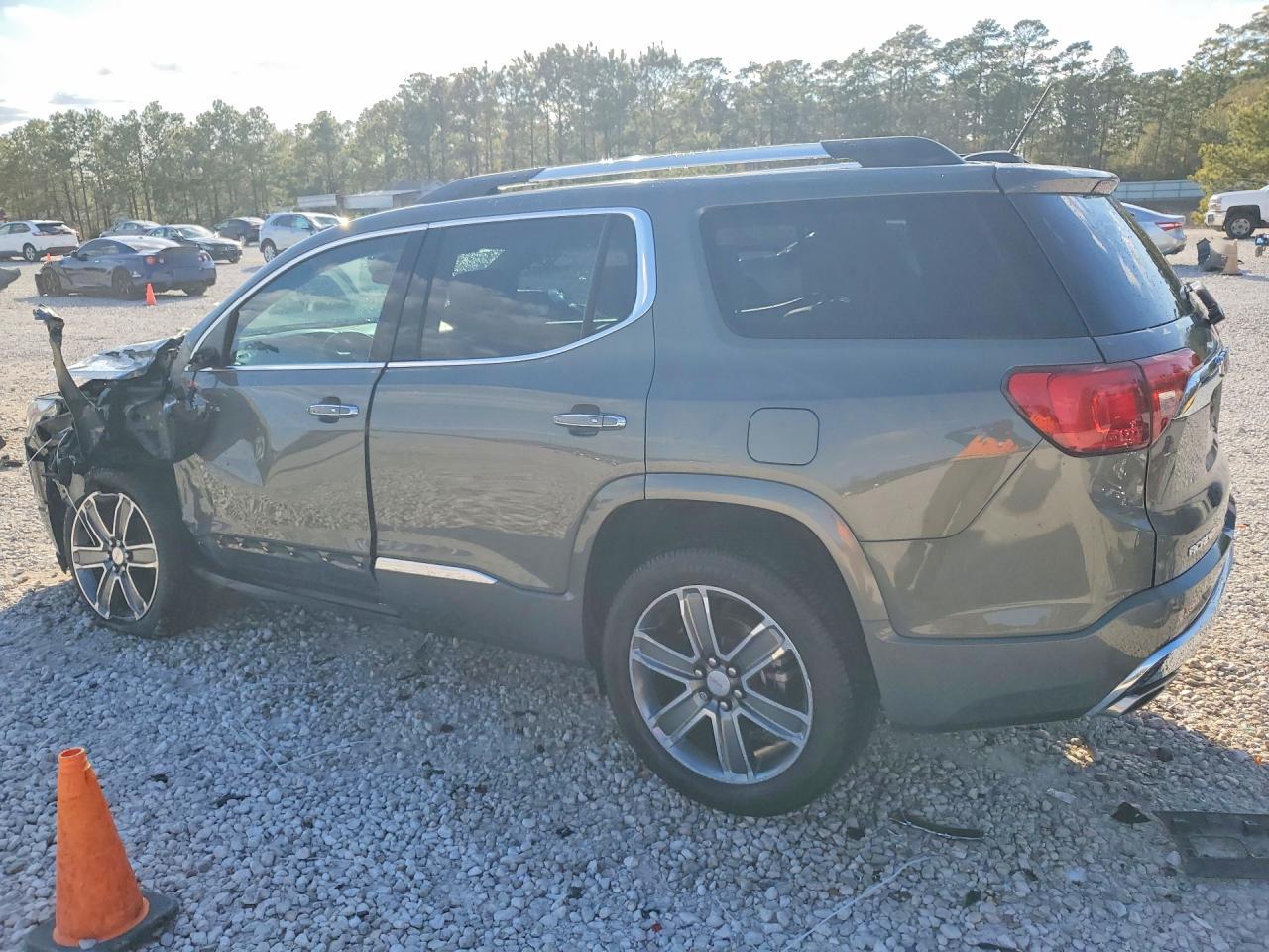 2017 GMC Acadia den VIN 1GKKNPLS3HZ251722 photo 2