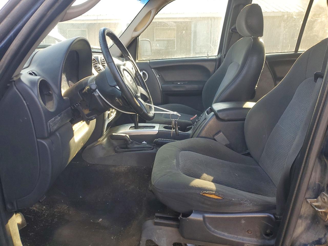 2003 Jeep Liberty VIN 1J4GL58K63W546130 photo 7