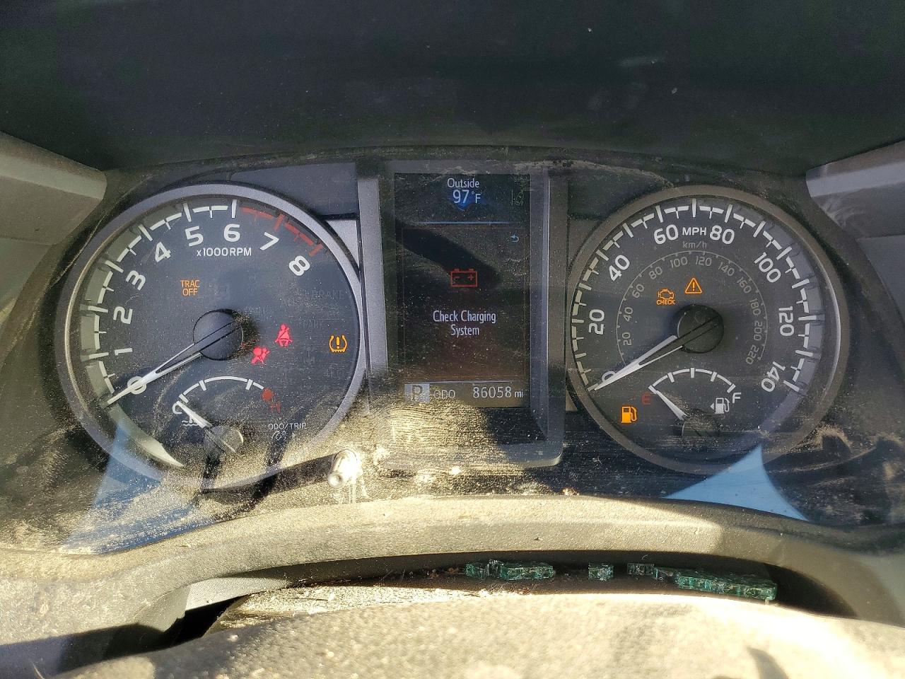 2018 Toyota Tacoma VIN 3TMAZ5CN3JM068077 photo 9