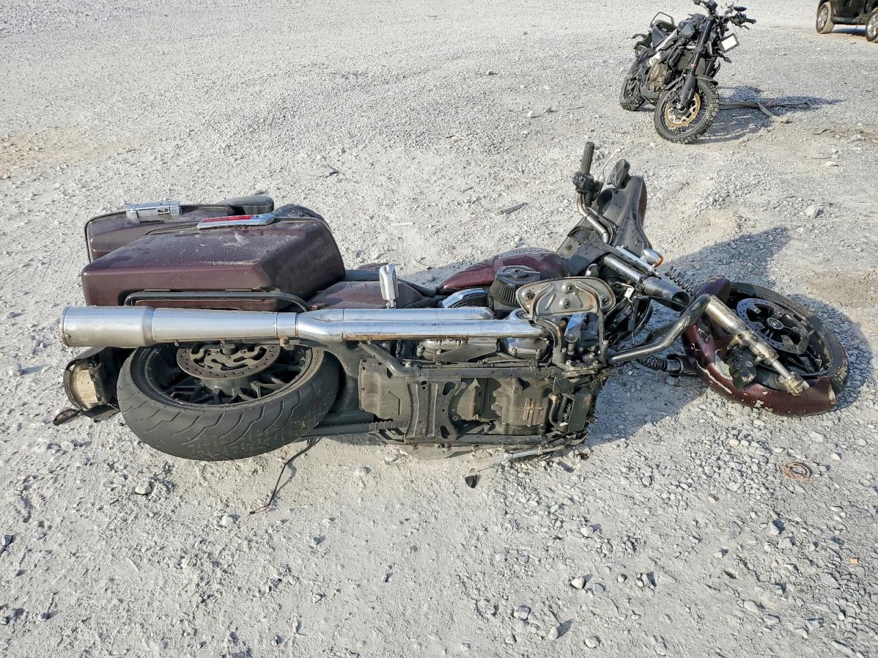 2022 HARLEY Fl VIN 1HD1KBC10NB657048 photo 1