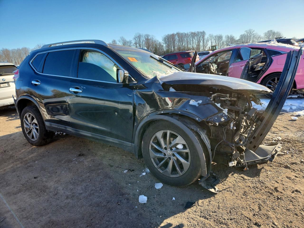 2016 NISS Rogue VIN 5N1AT2MT7GC743450 photo 4