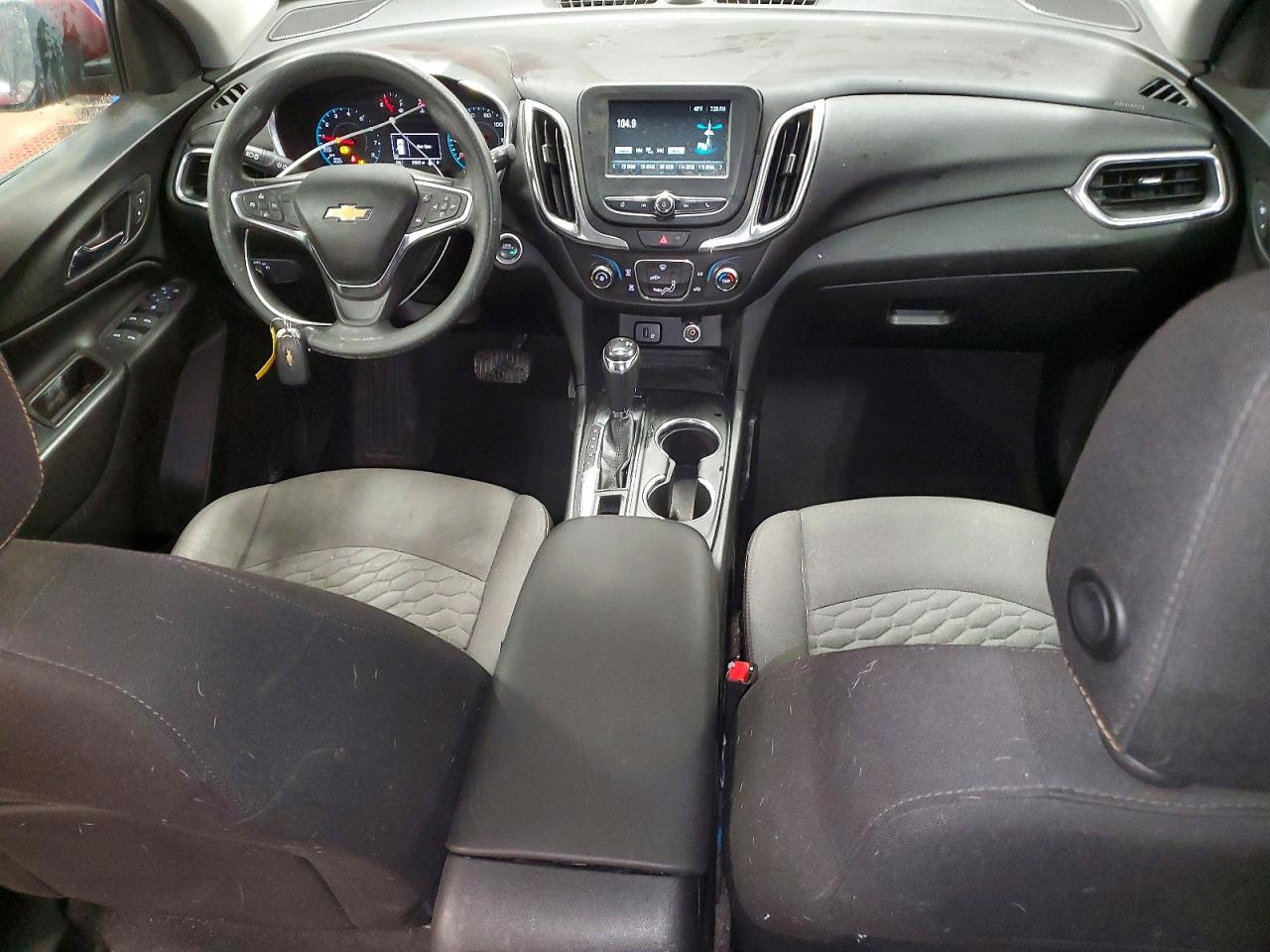 2018 Chevrolet Equinox VIN 3GNAXSEV9JS569544 photo 8