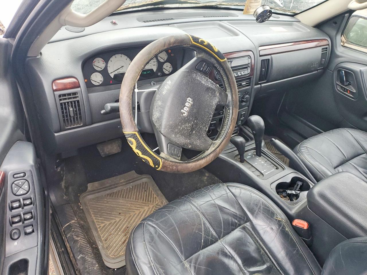 2004 Jeep Cherokee VIN 1J4GW58N94C296578 photo 8
