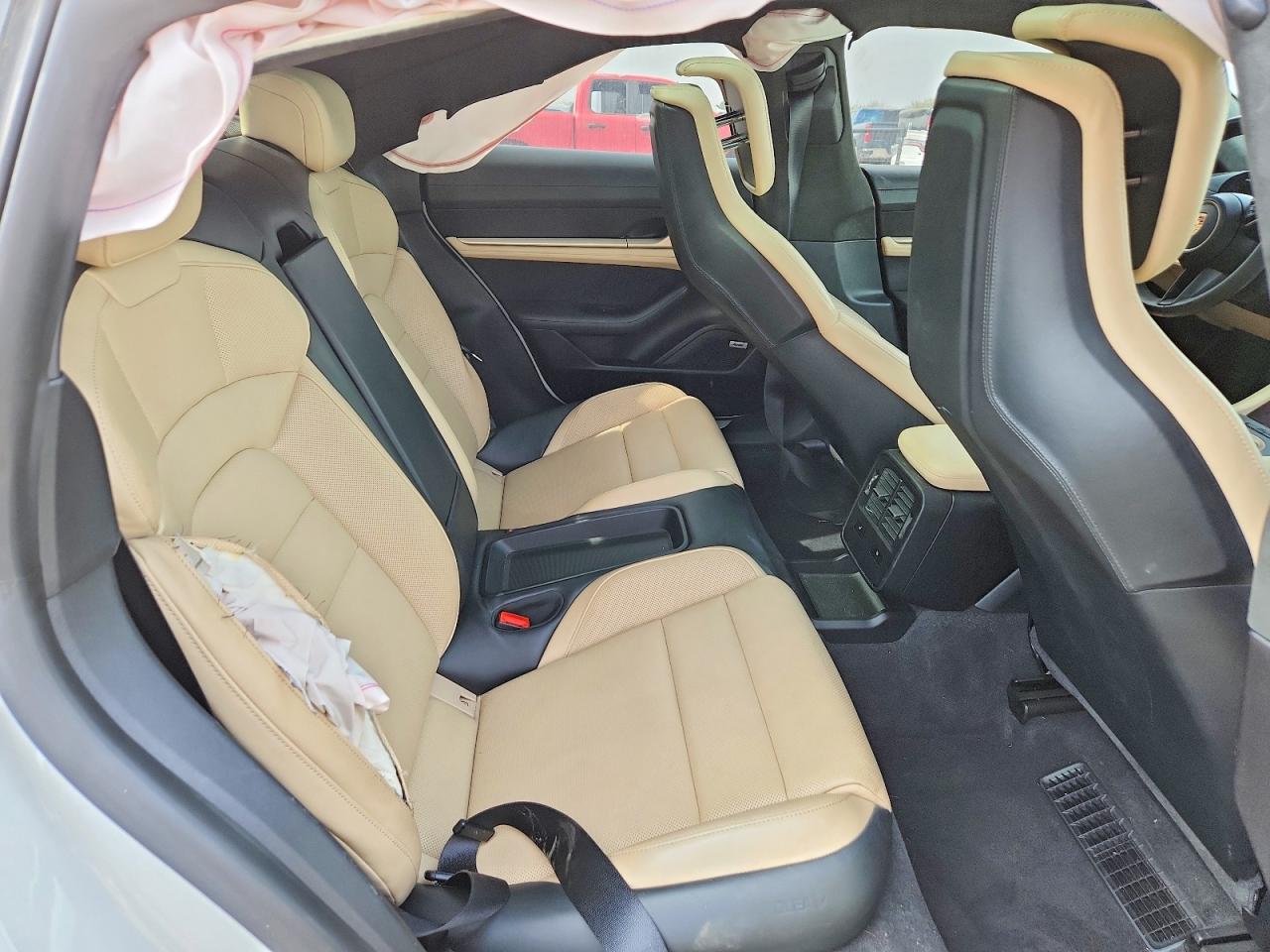 2020 Porsche Taycan VIN WP0AC2Y12LSA71555 photo 10