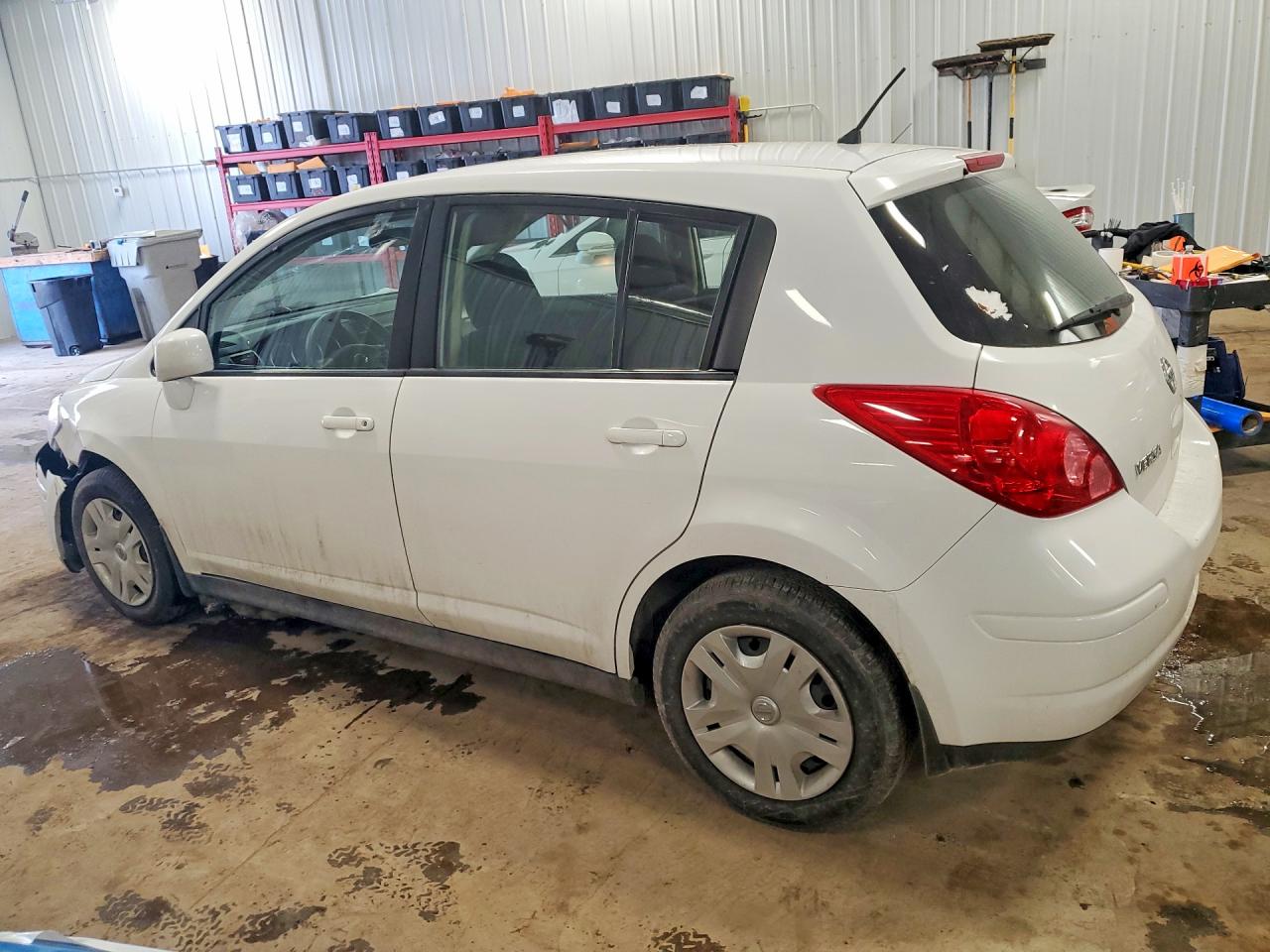 2011 NISS Versa VIN 3N1BC1CP5BL474422 photo 2