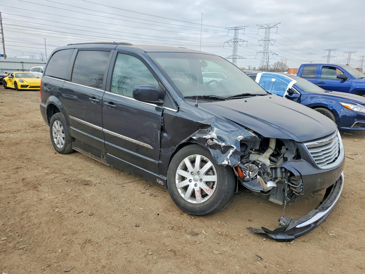 2014 Chrysler Minivan VIN 2C4RC1BG9ER383822 photo 4