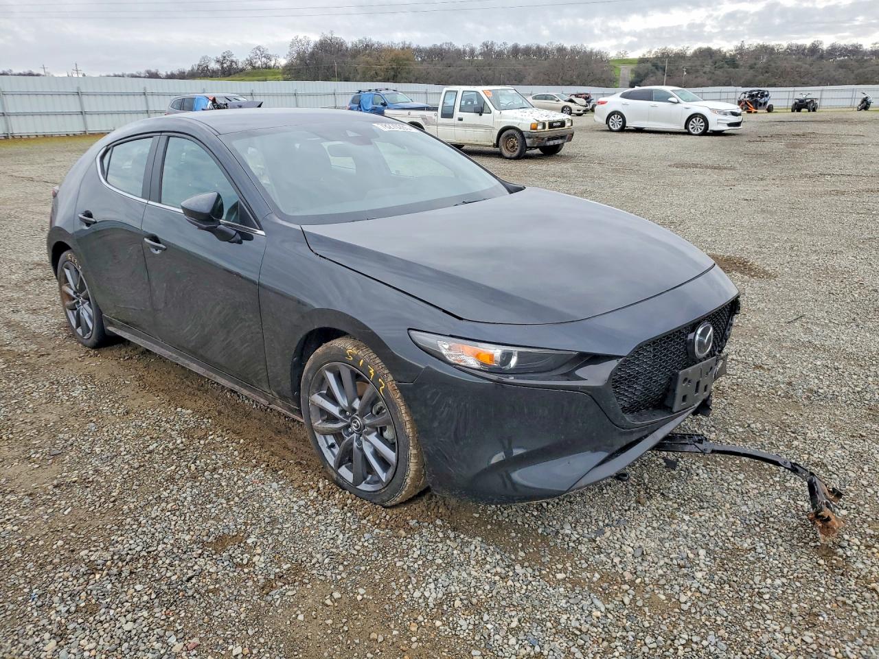 2020 Mazda 3 VIN JM1BPBMM3L1160899 photo 4