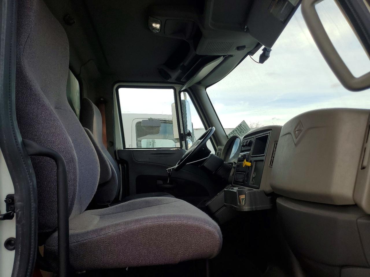 2019 International 4000 serie VIN 3HAMMMML9KL676160 photo 11