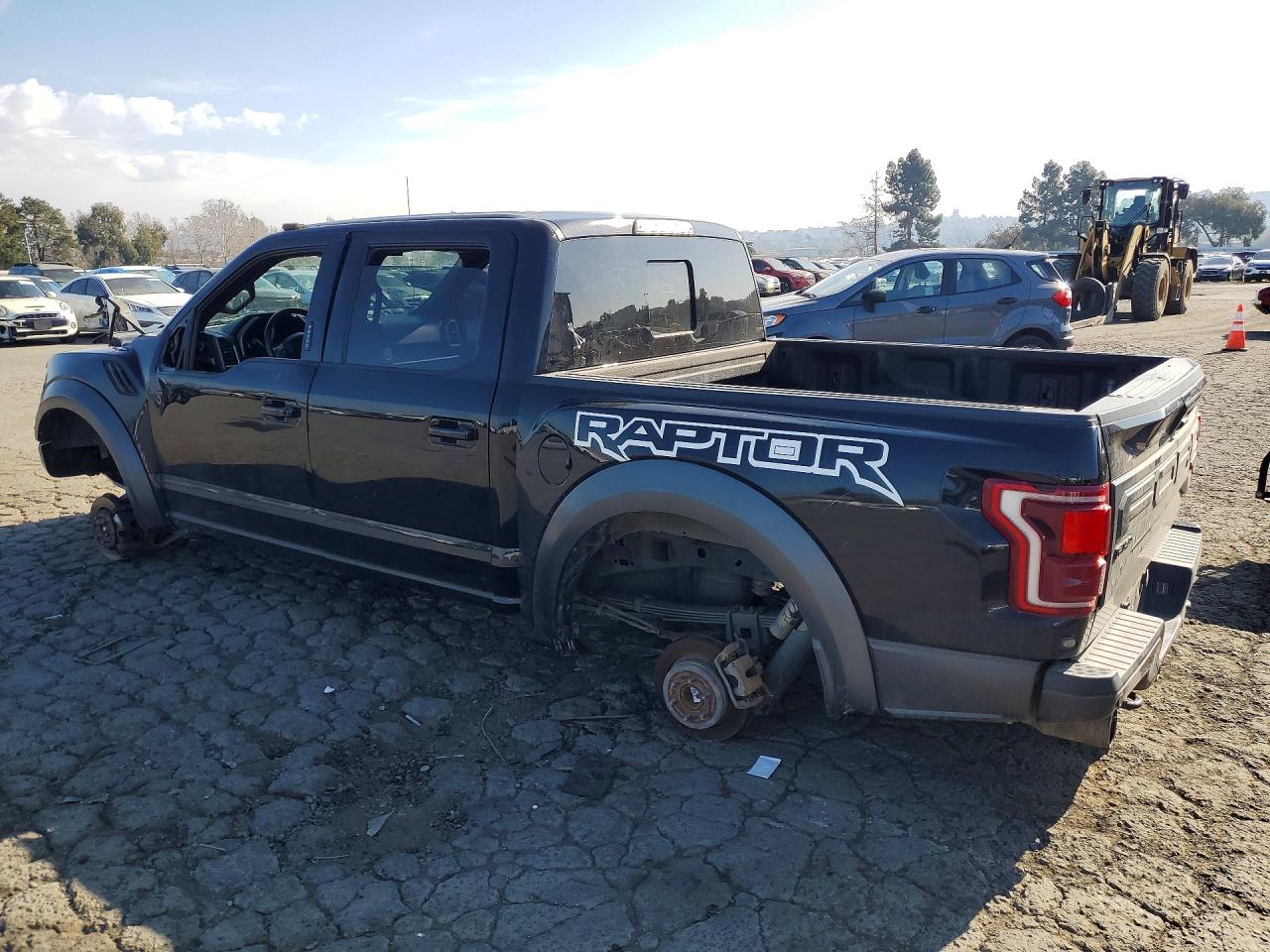 2018 Ford F150 VIN 1FTFW1RG6JFE49308 photo 2