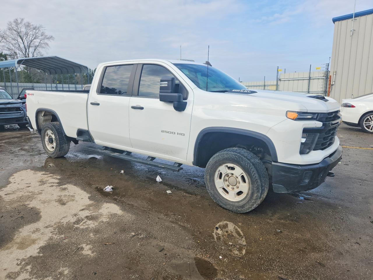 2024 Chevrolet All models VIN 1GC4YLE74RF257710 photo 4