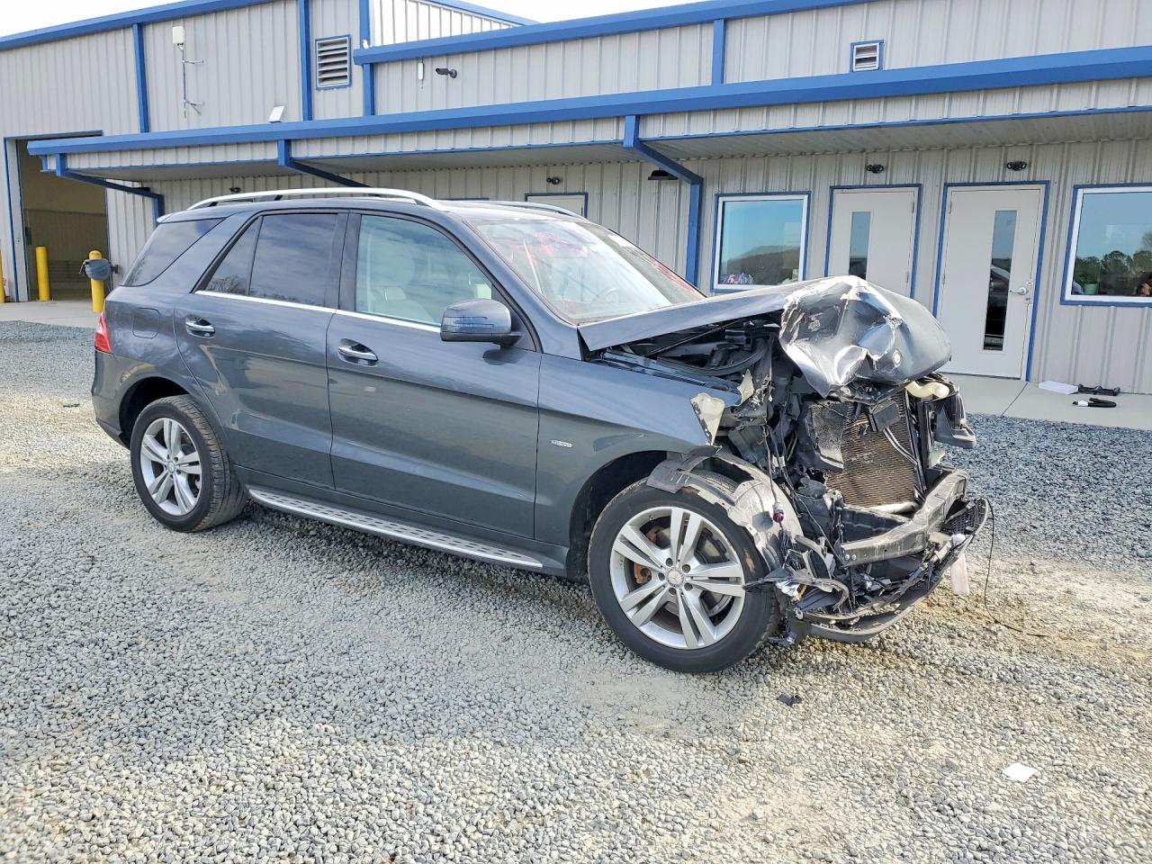 2012 MERCEDES-BENZ M-class VIN 4JGDA5HBXCA039724 photo 4