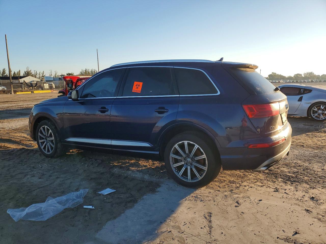 2019 Audi Q7 VIN WA1AAAF73KD045242 photo 2