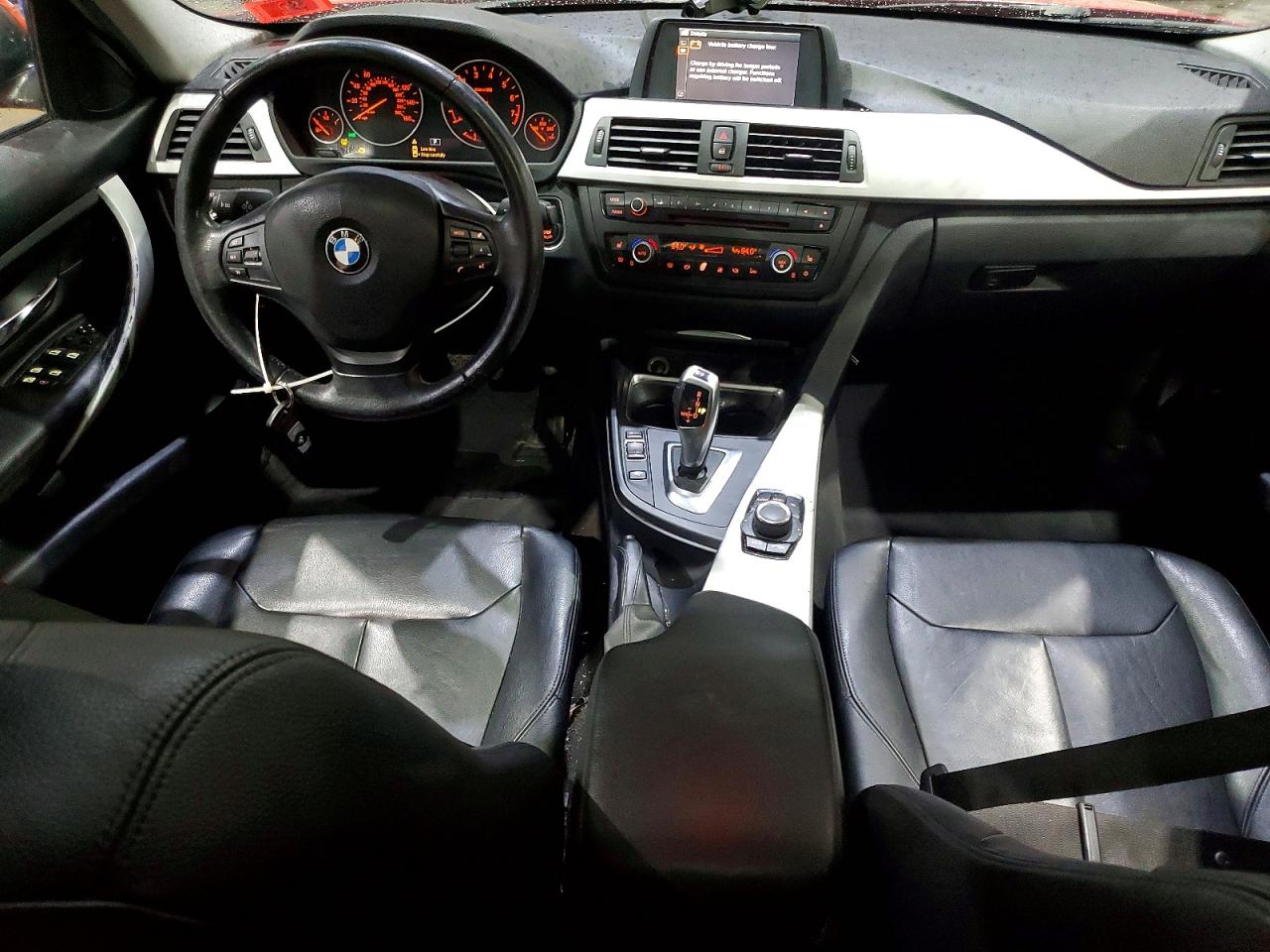 2012 BMW 3 series VIN WBA3A5G57CNP18190 photo 8