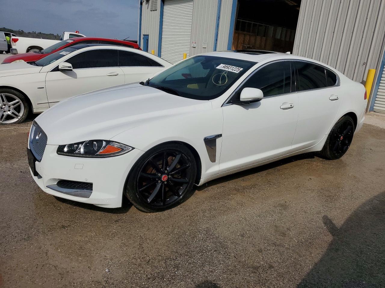 2015 Jaguar Xf VIN SAJWA0F7XF8U55137 photo 1