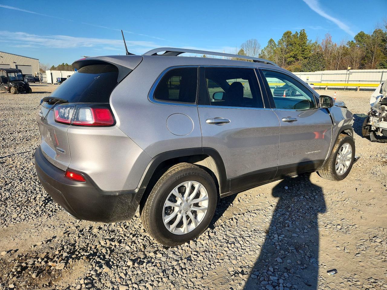 2019 Jeep Grand cher VIN 1C4PJLCX9KD439747 photo 3