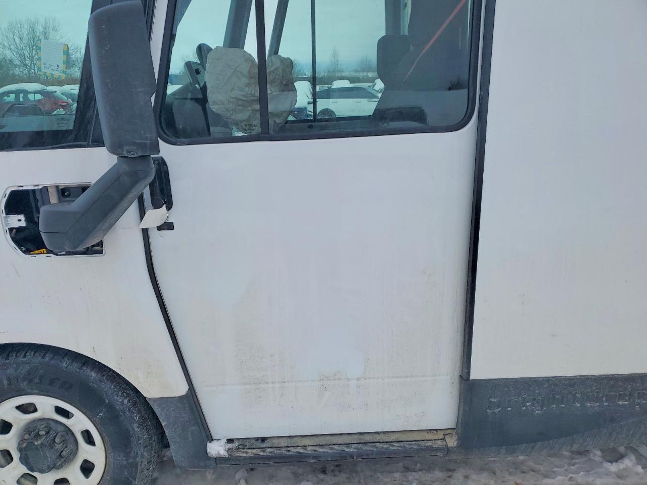 2025 CHEV All other VIN 2G58J2TZXS9107109 photo 7