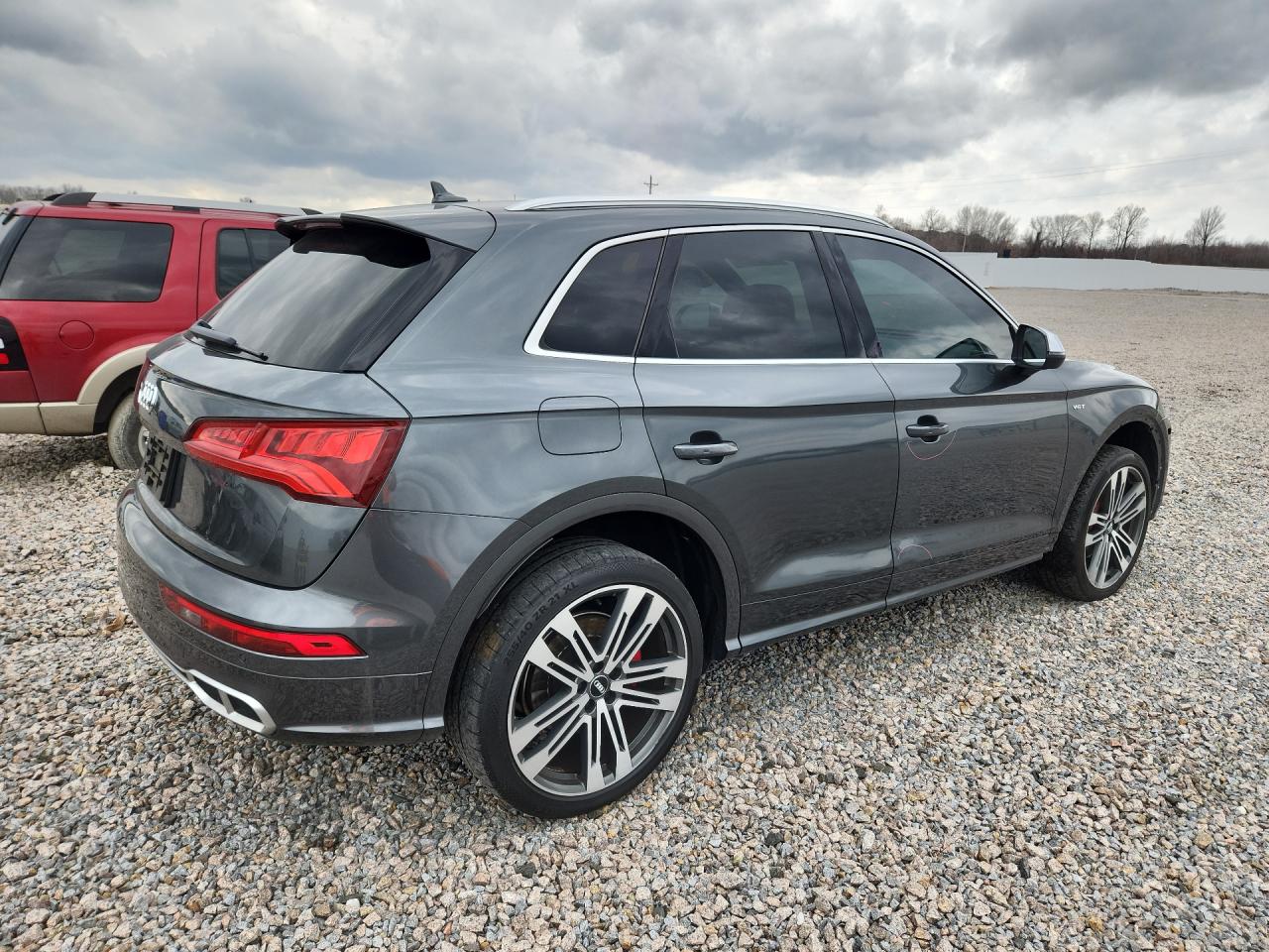 2018 AUDI Sq5 VIN WA1A4AFY9J2111836 photo 3