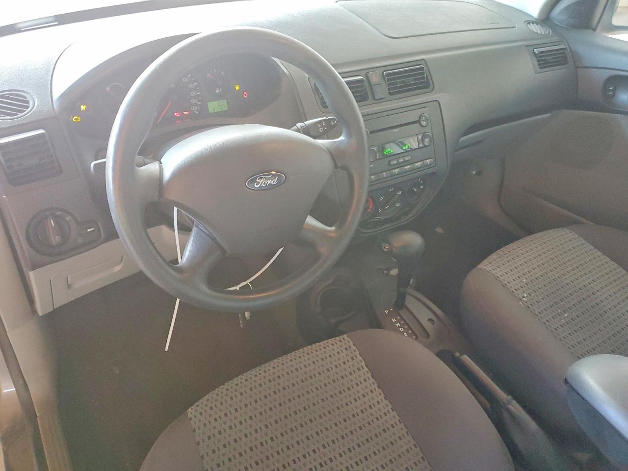 2006 Ford Focus VIN 1FAFP34N96W250491 photo 8