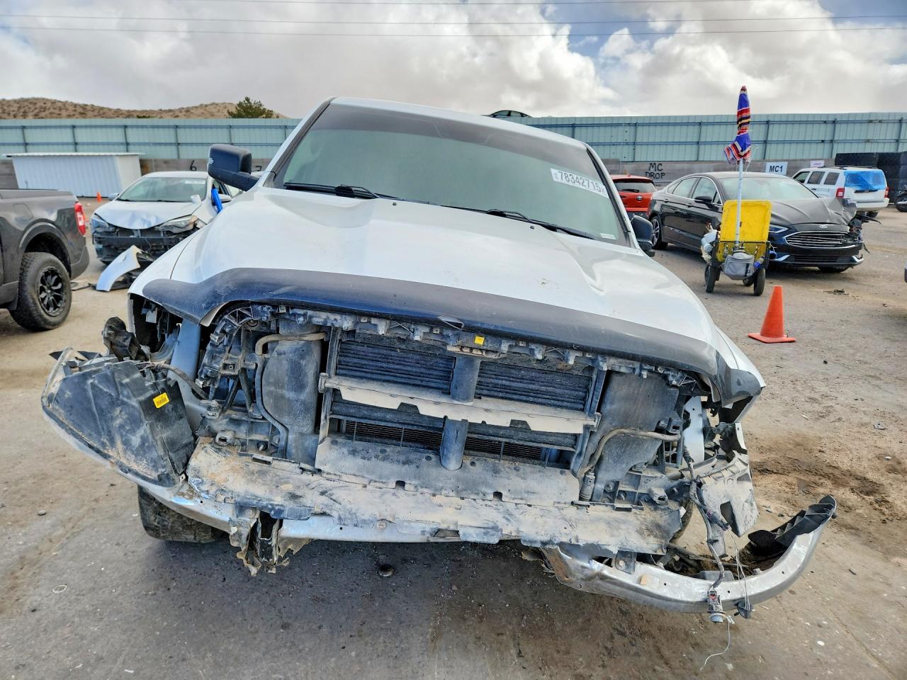 2022 Ram 1500 classic VIN 1C6RR7ST7NS139445 photo 5