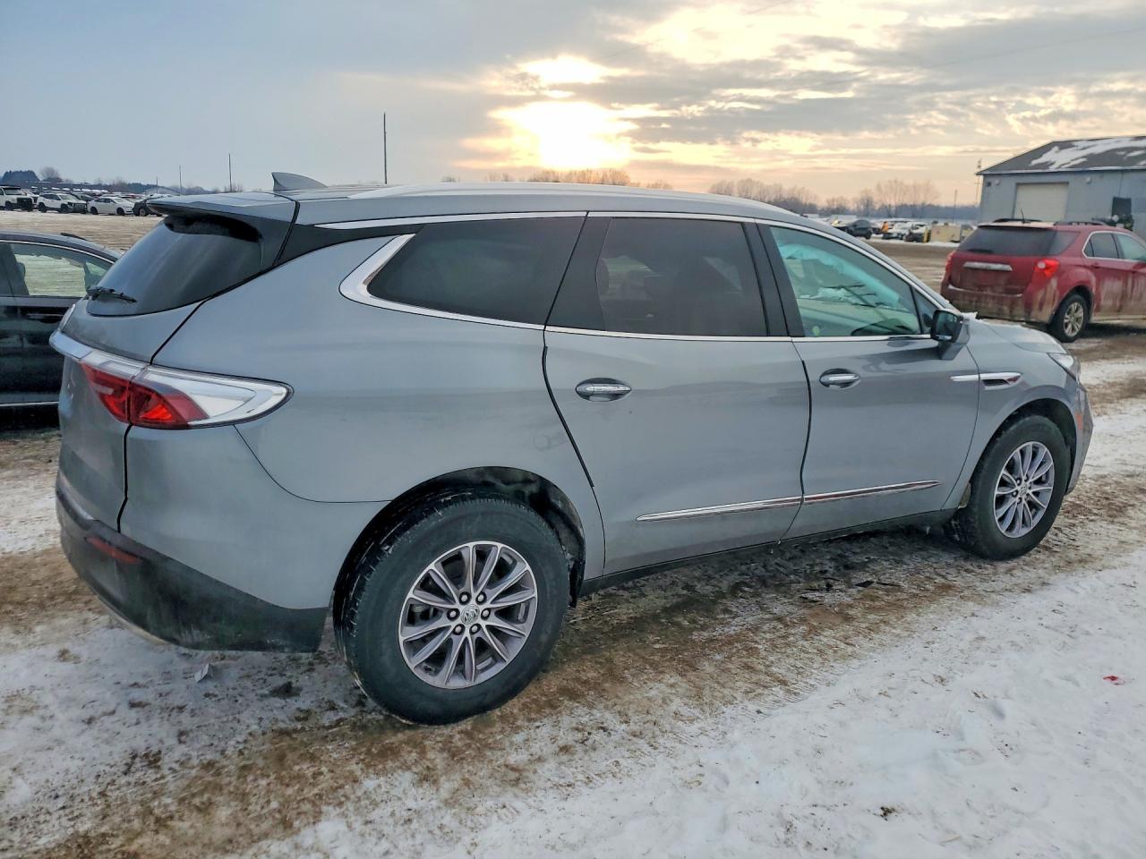 2023 Buick Enclave VIN 5GAERBKW8PJ119073 photo 3