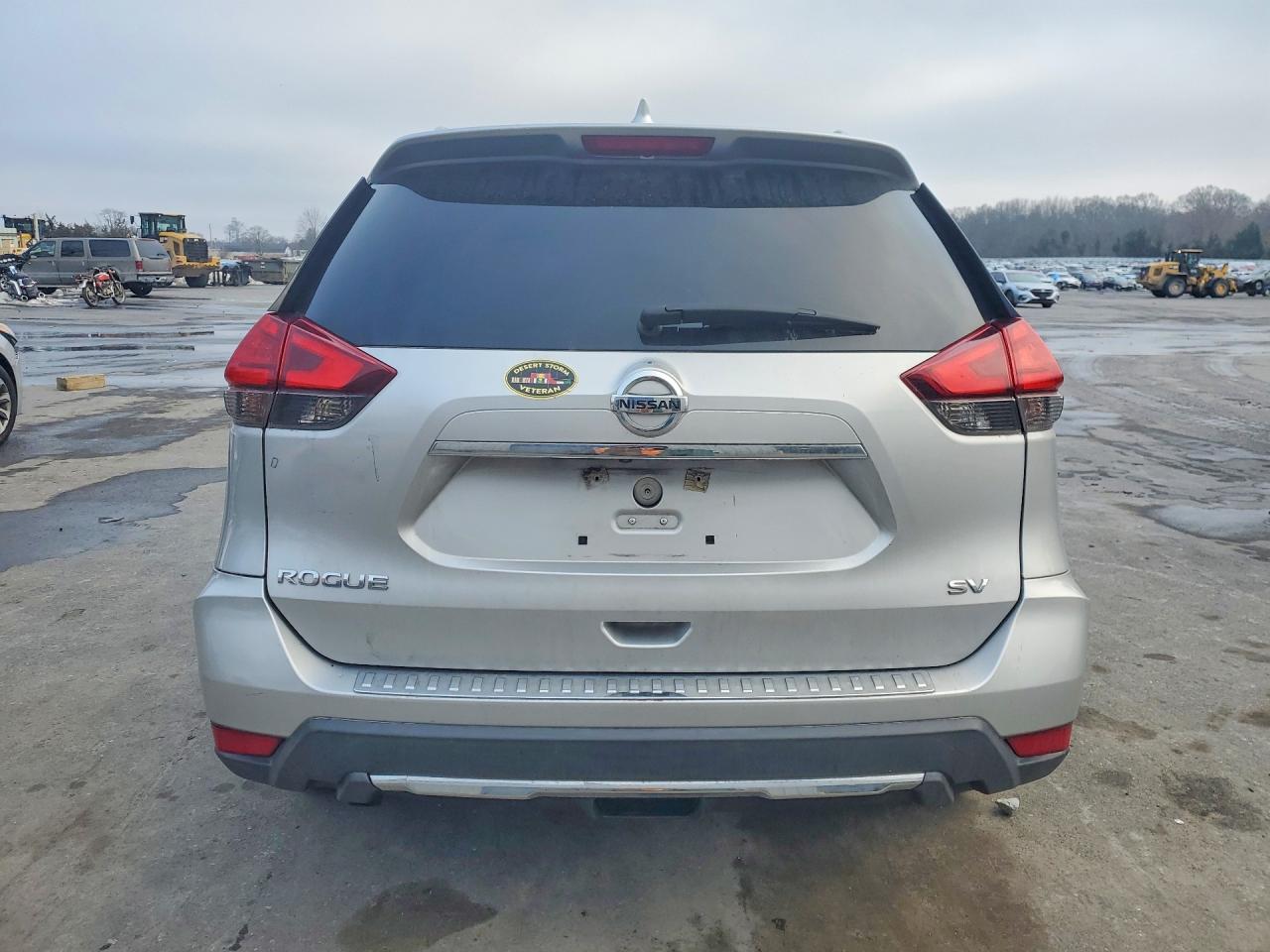 2017 Nissan Rogue VIN 5N1AT2MT9HC733276 photo 6