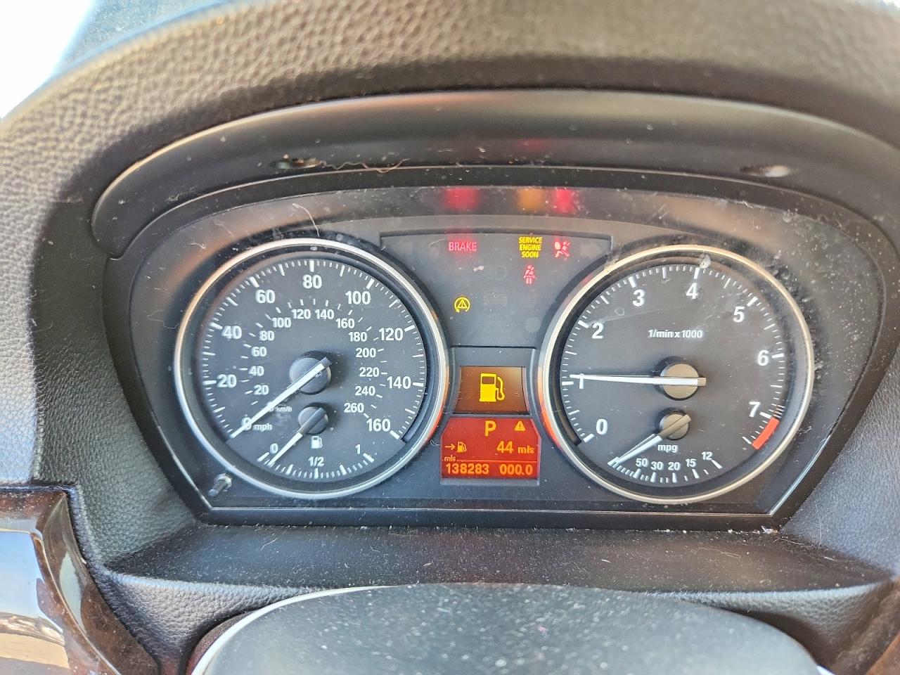 2008 BMW 3 series VIN WBAVC535X8FZ86712 photo 9