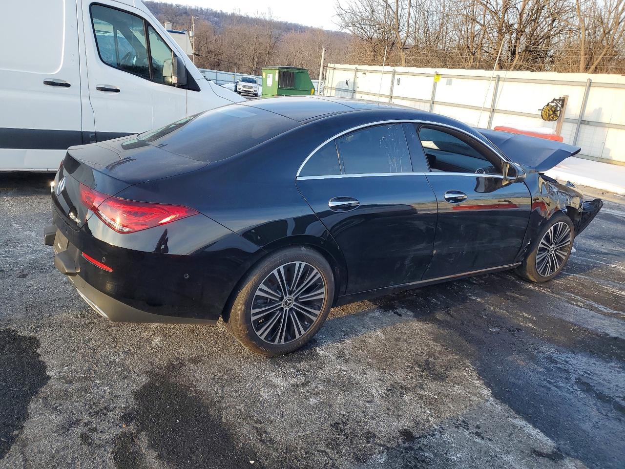 2023 Mercedes-Benz Cla-class VIN W1K5J4HB8PN423301 photo 3