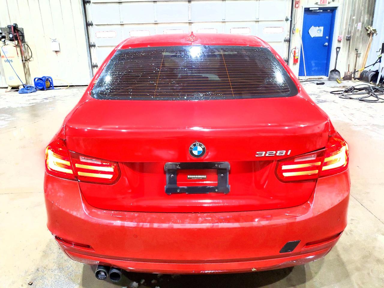 2012 BMW 3 series VIN WBA3A5G57CNP18190 photo 6