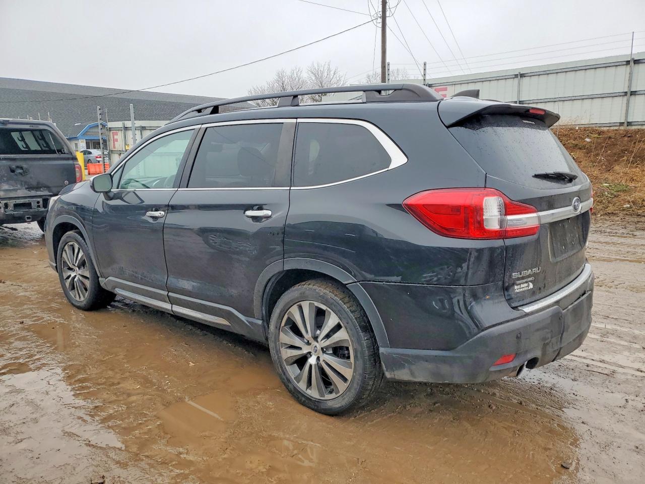 2019 Subaru Ascent VIN 4S4WMARD9K3412991 photo 2