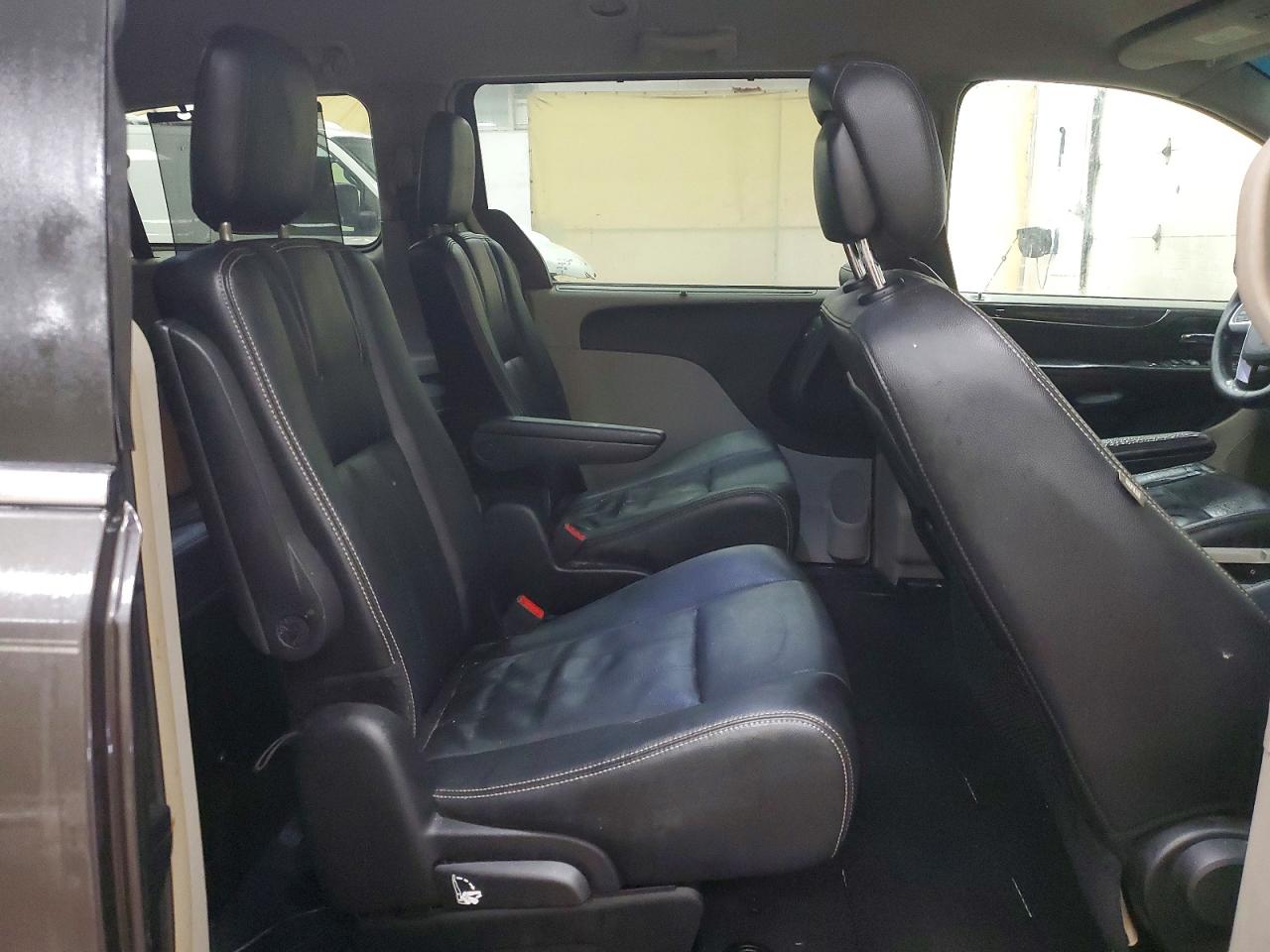 2015 Chrysler Minivan VIN 2C4RC1BG4FR617561 photo 11