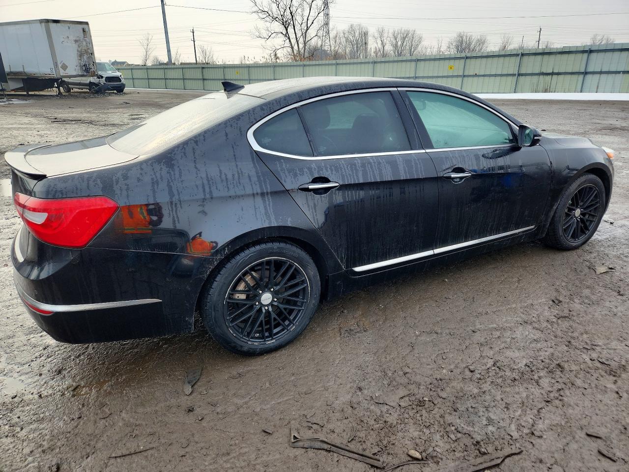 2015 Kia Cadenza VIN KNALN4D76F5176024 photo 3
