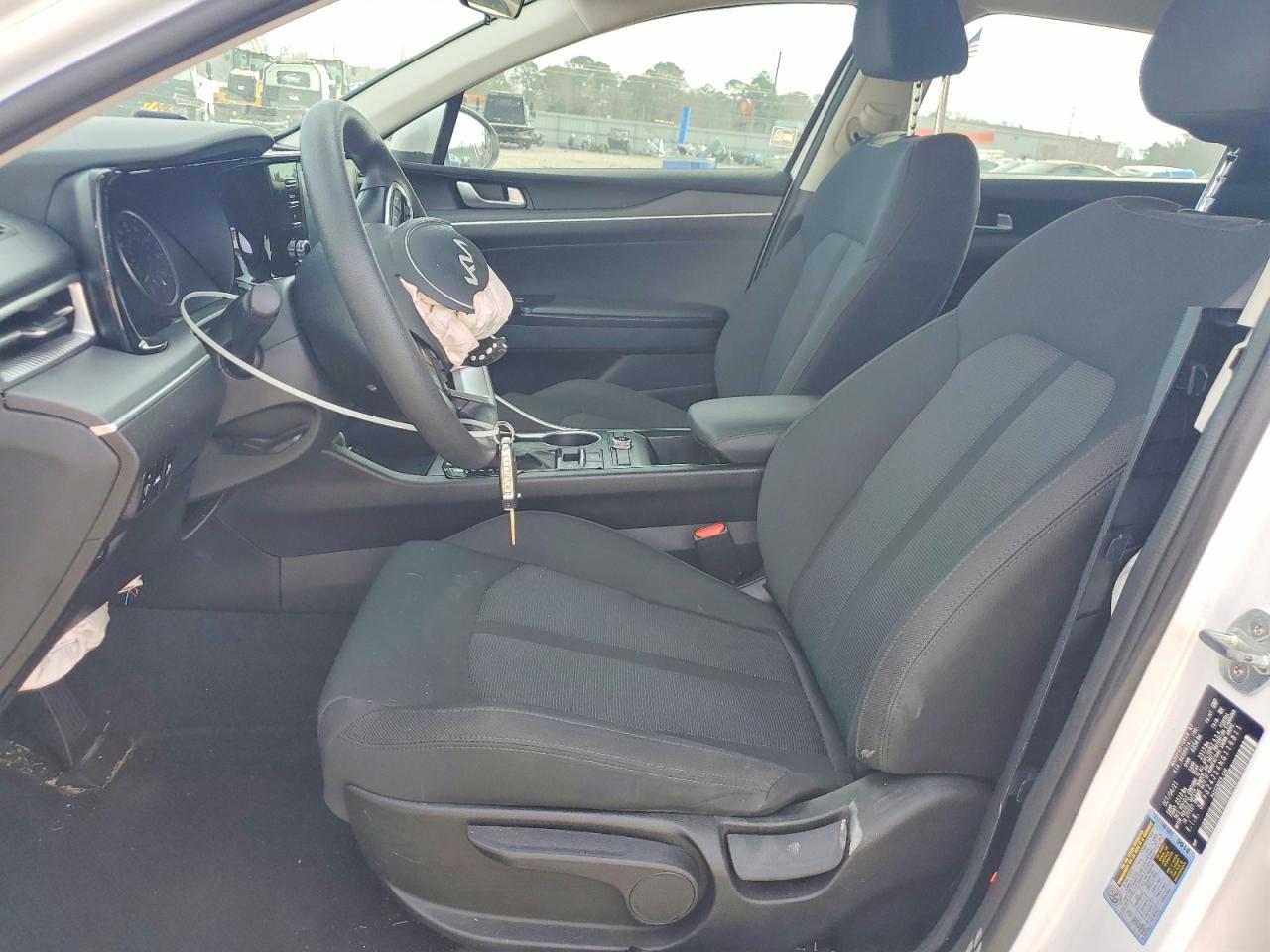 2022 KIA K5 VIN 5XXG24J24NG116811 photo 7