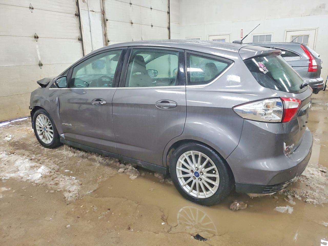 2013 Ford Cmax VIN 1FADP5BU6DL549111 photo 2