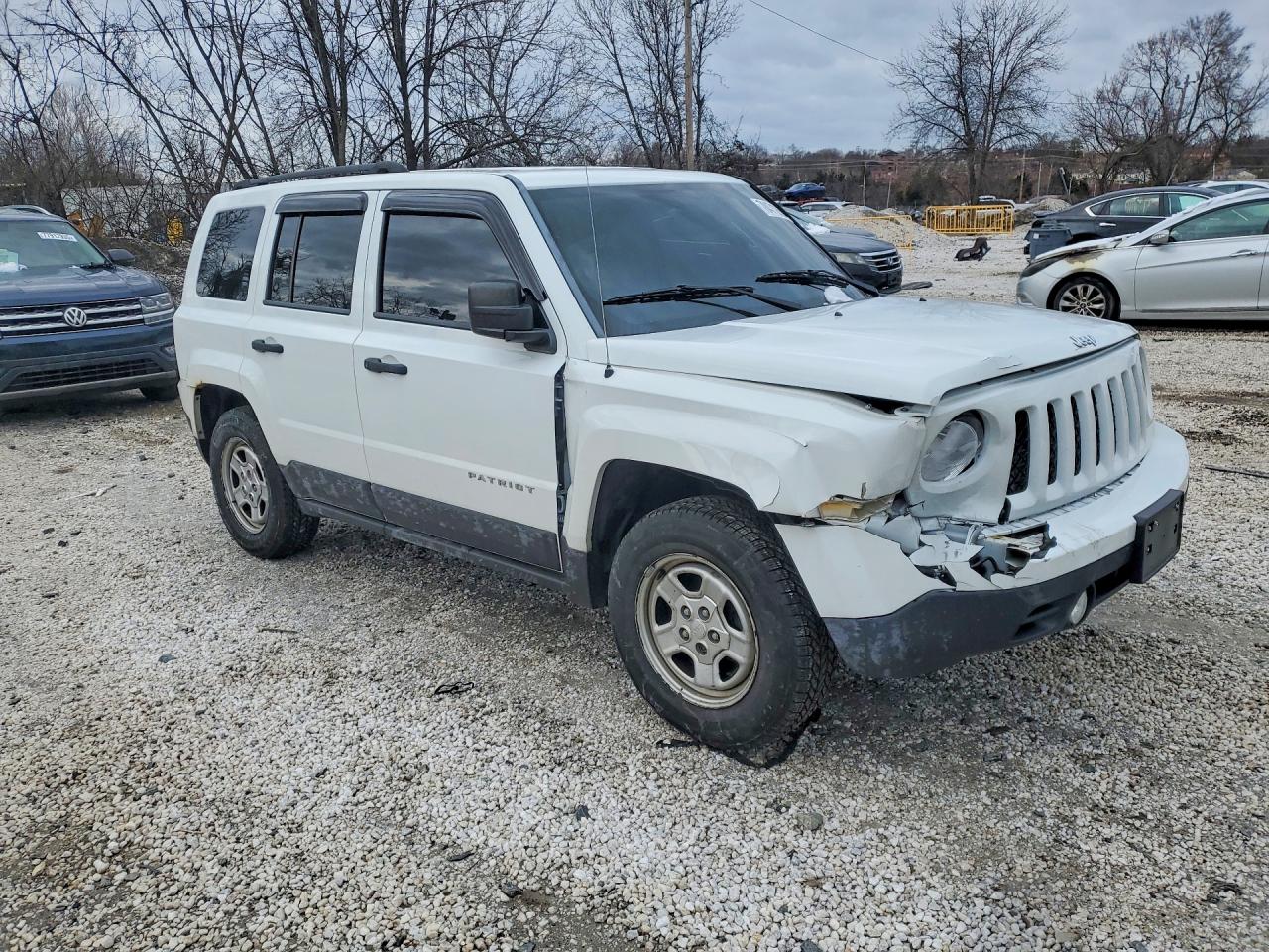 2016 Jeep Patriot VIN 1C4NJRBB7GD619543 photo 4