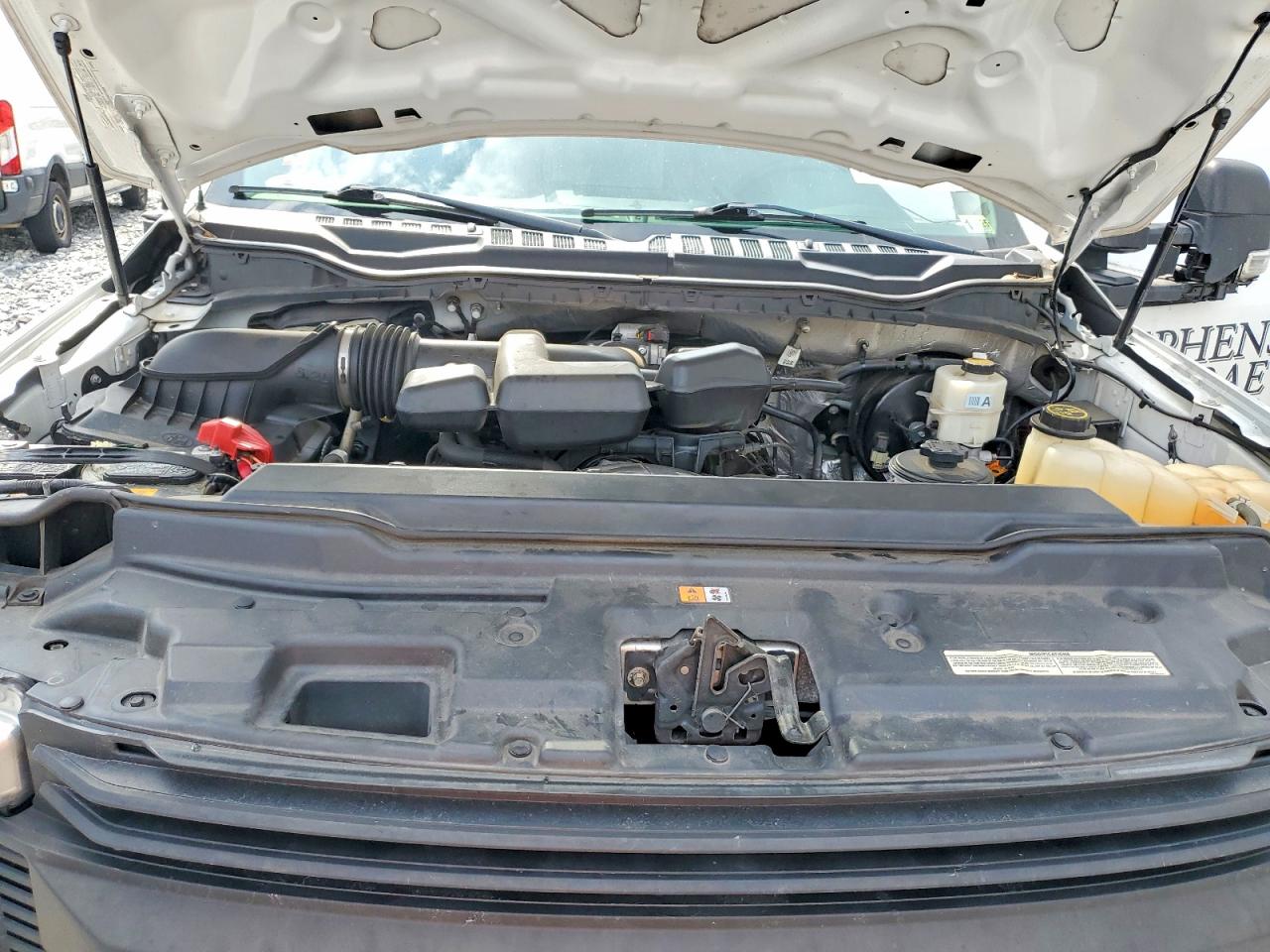 2018 Ford F350 VIN 1FD8X3F63JEC95302 photo 11