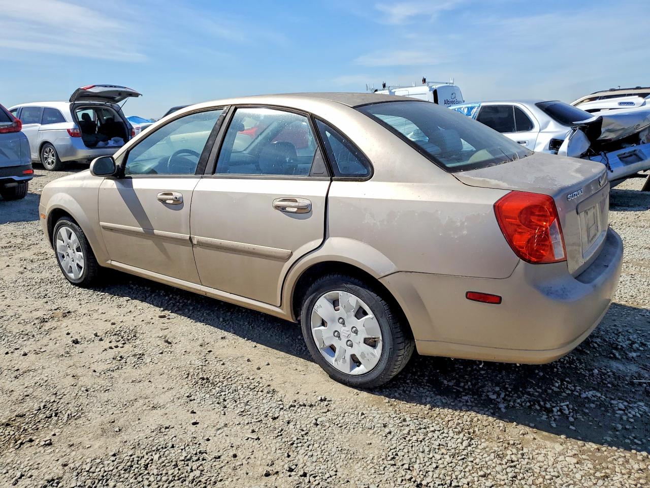 2007 Suzuki Forenza VIN KL5JD56Z17K636779 photo 2
