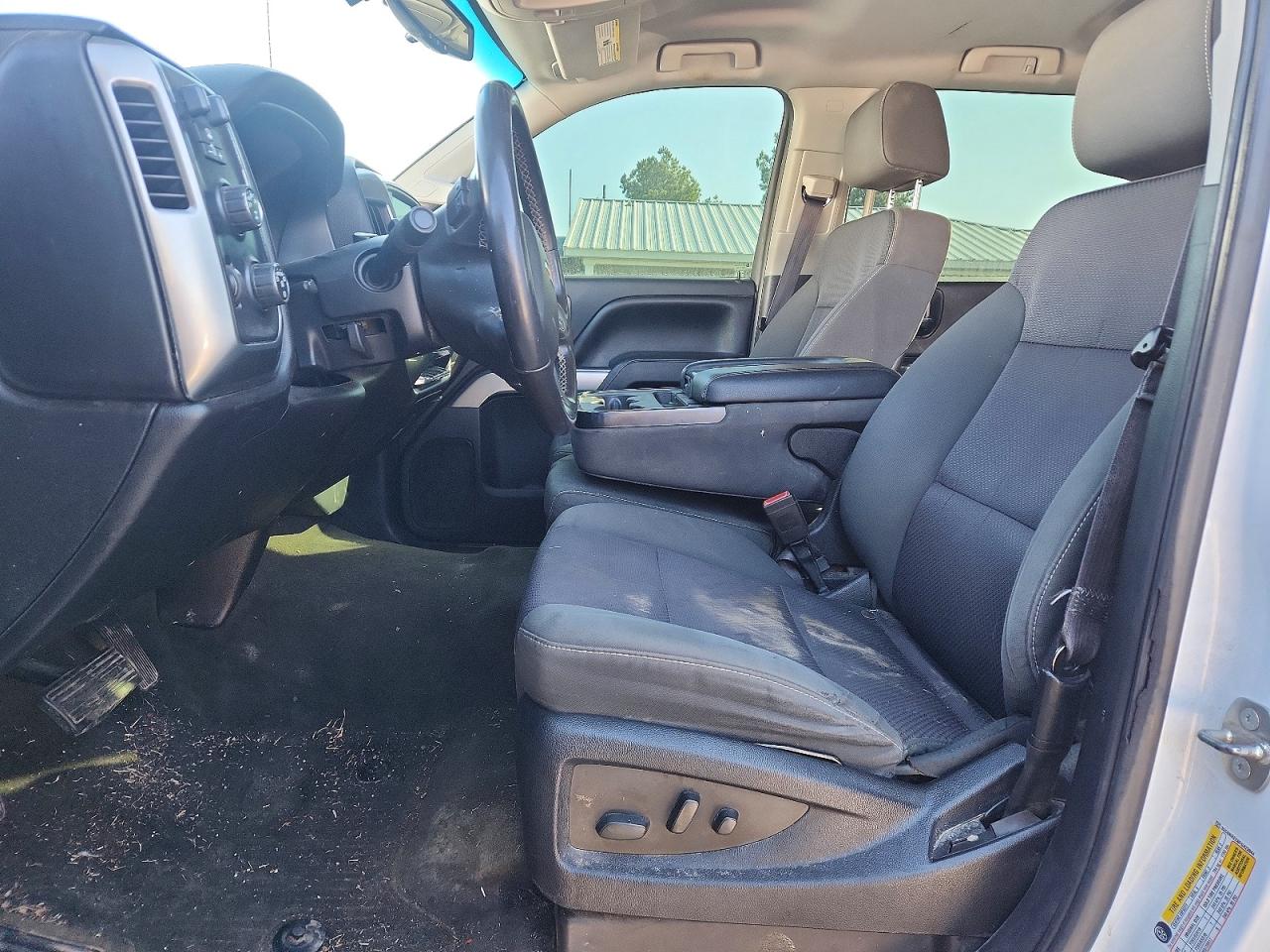 2015 Chevrolet All models VIN 3GCUKREC0FG423944 photo 7