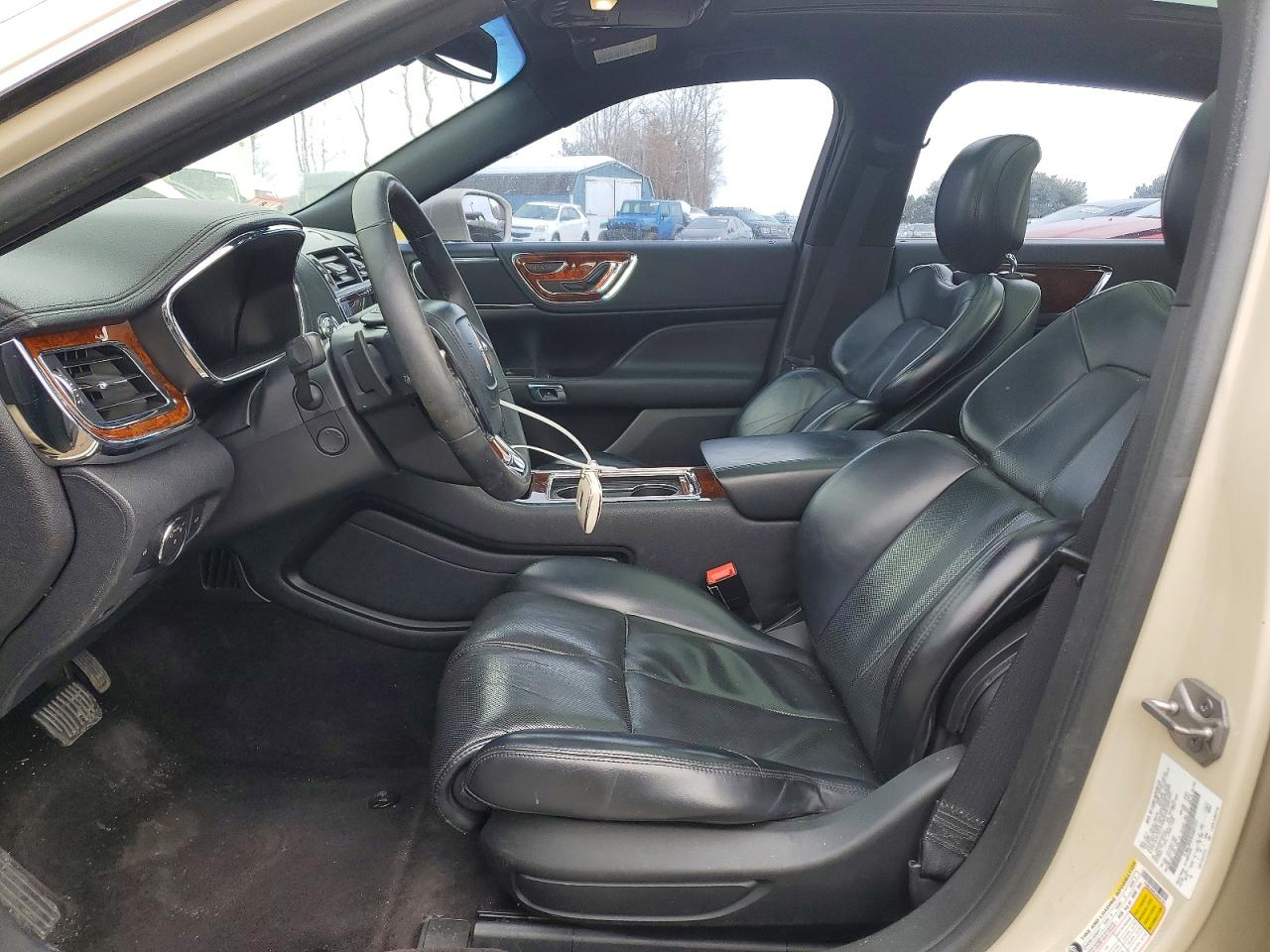 2018 Lincoln Continentl VIN 1LN6L9SK9J5601251 photo 7