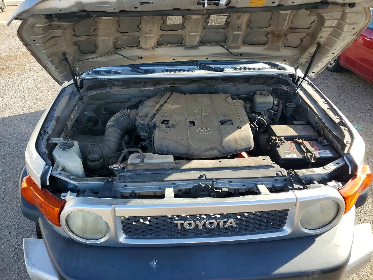 2007 TOYOTA Fj cruiser VIN JTEBU11F770005353 photo 11