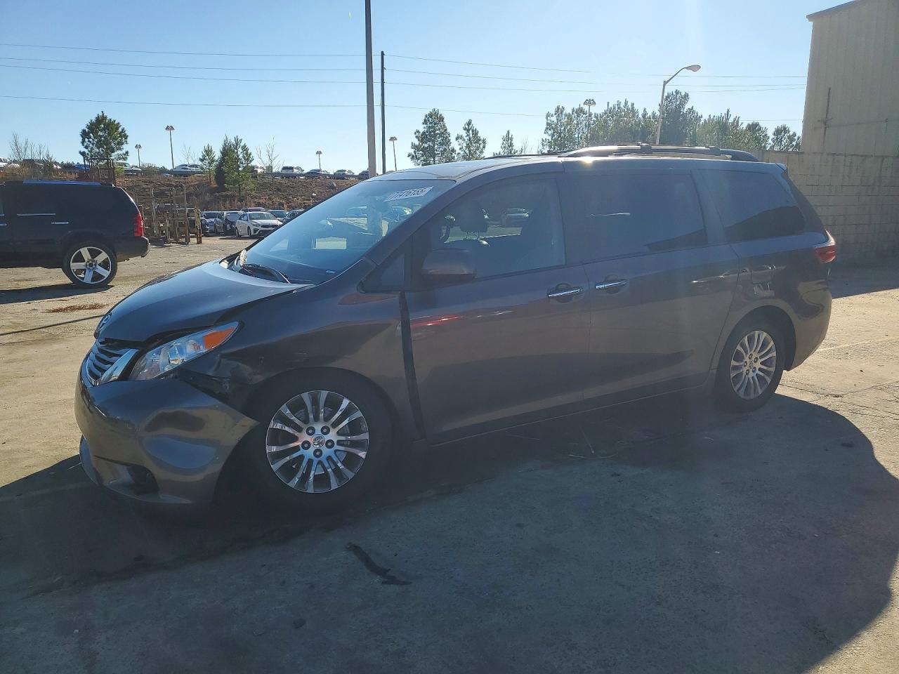 2015 Toyota All models VIN 5TDYK3DC6FS566169 photo 1
