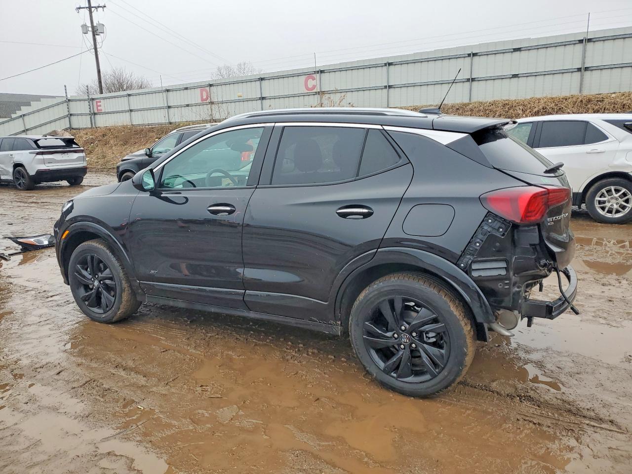2025 Buick Encore VIN KL4AMESL8SB074944 photo 2