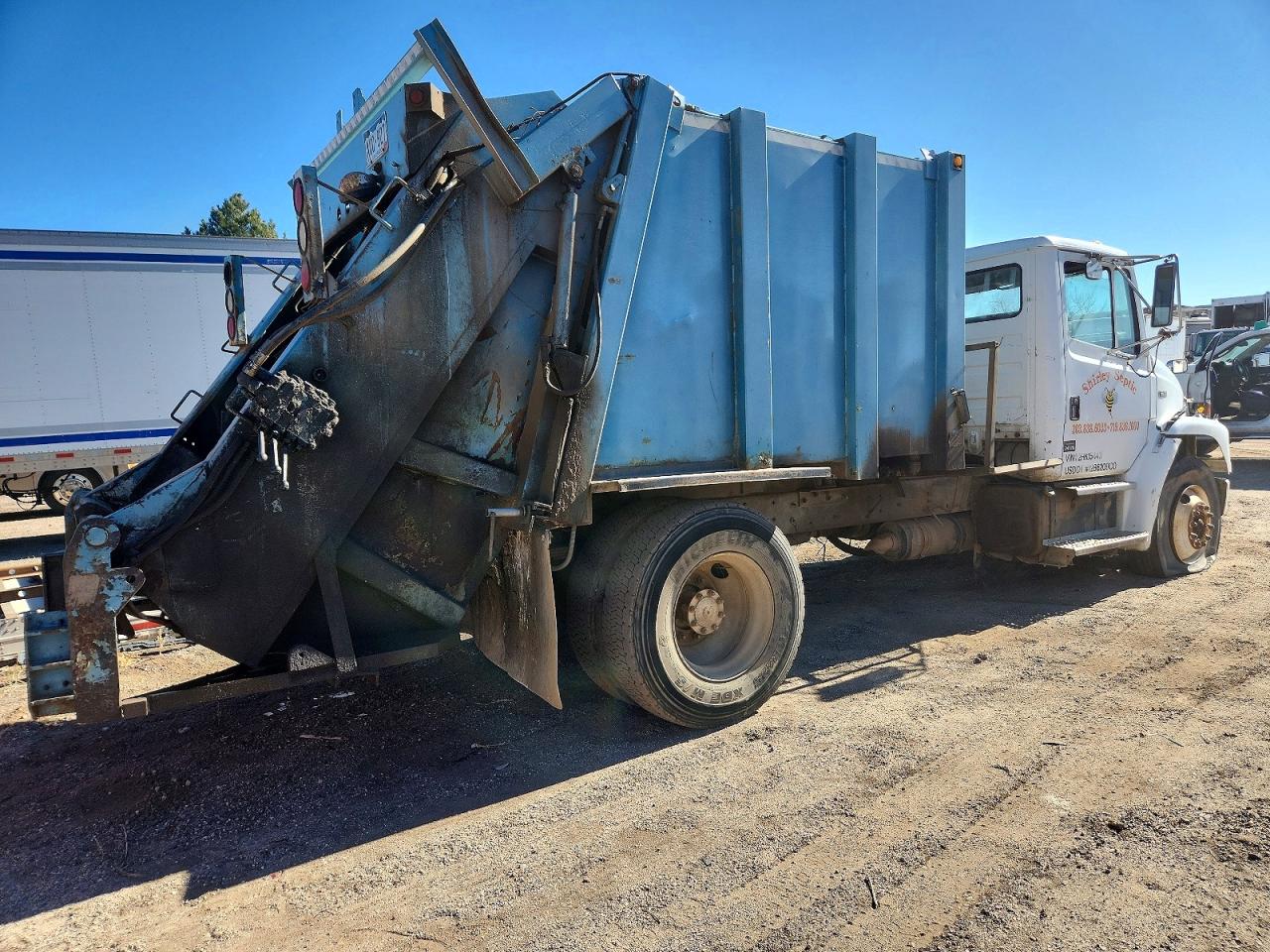 2002 FREIGHTLINER All models VIN 1FVABSAK72HK15443 photo 4