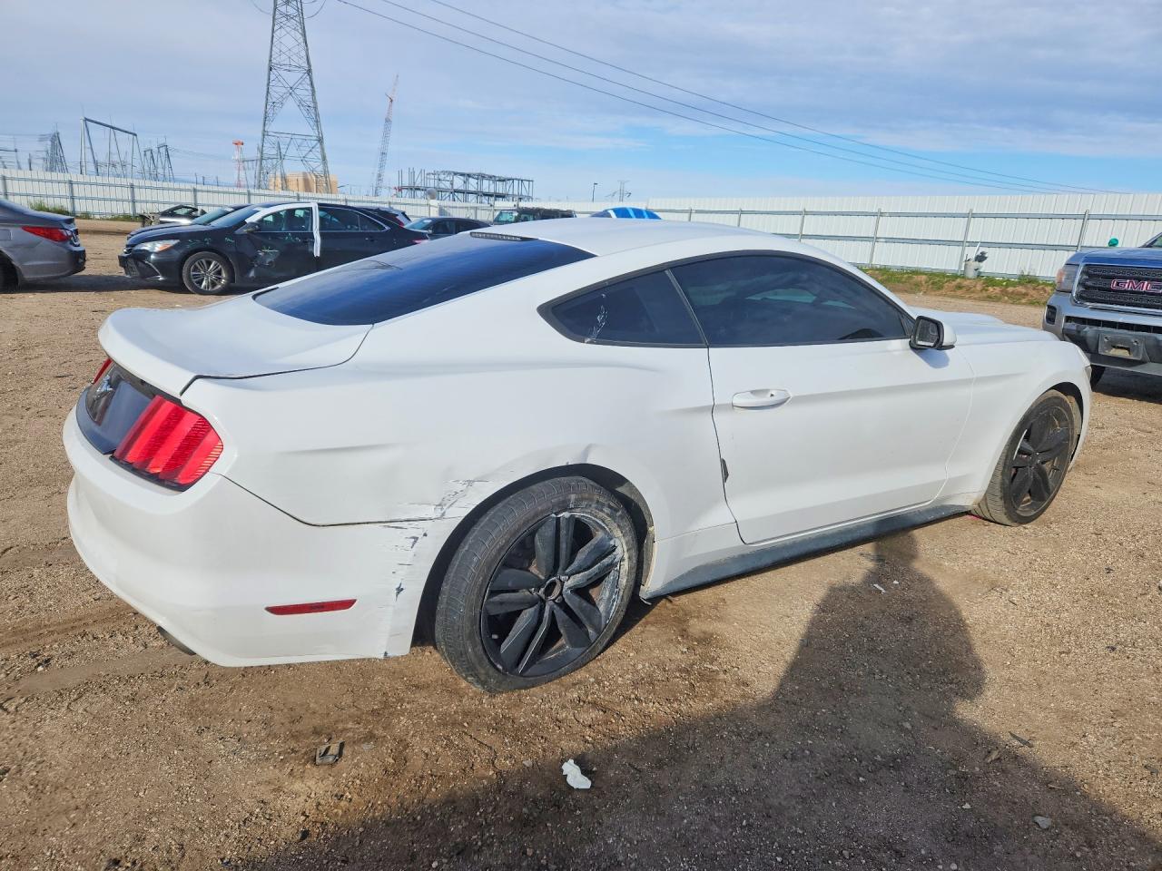 2016 Ford All models VIN 1FA6P8TH6G5204617 photo 3