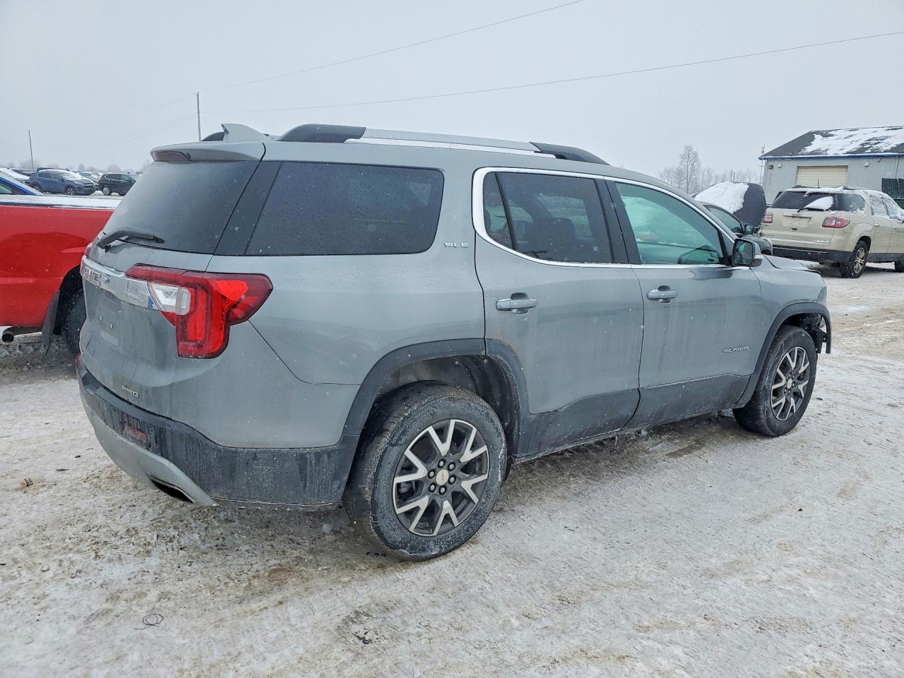 2023 GMC Acadia VIN 1GKKNRL46PZ108646 photo 3
