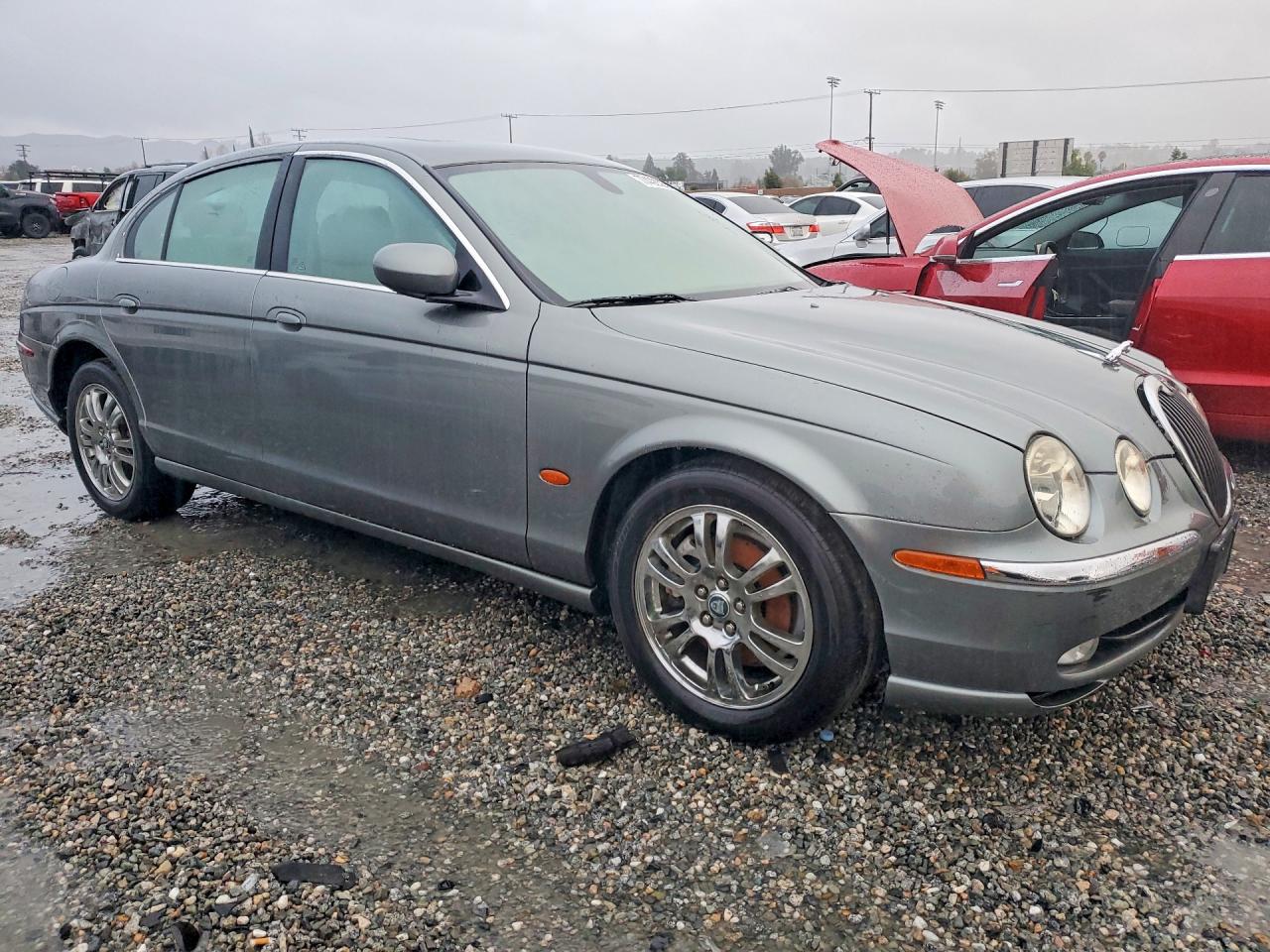 2003 Jaguar S type VIN SAJEA01UX3HM62030 photo 4
