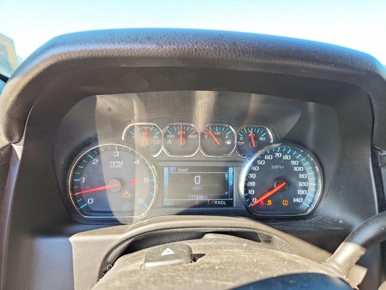 2018 GMC Yukon VIN 1GKS1GKC3JR377087 photo 9