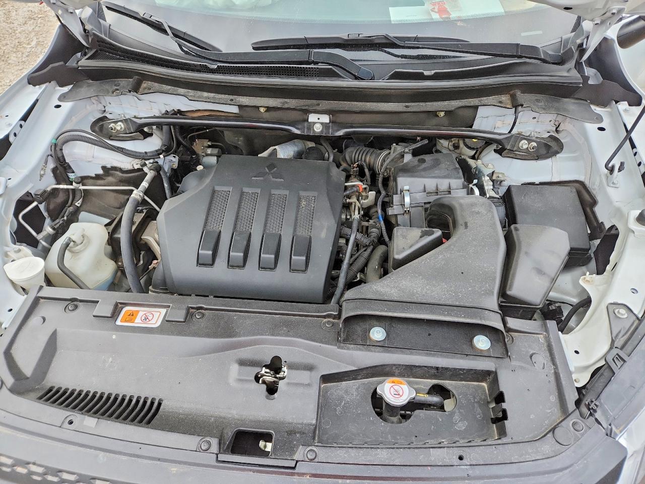 2023 Mitsubishi Eclipse cross VIN JA4ATVAAXPZ042949 photo 12