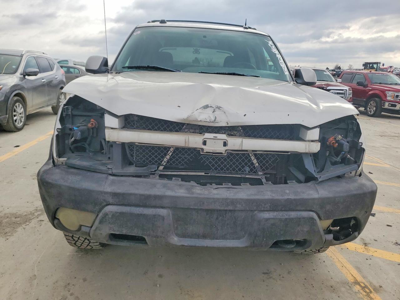 2004 Chevrolet Avalanche VIN 3GNEK12T94G187292 photo 5