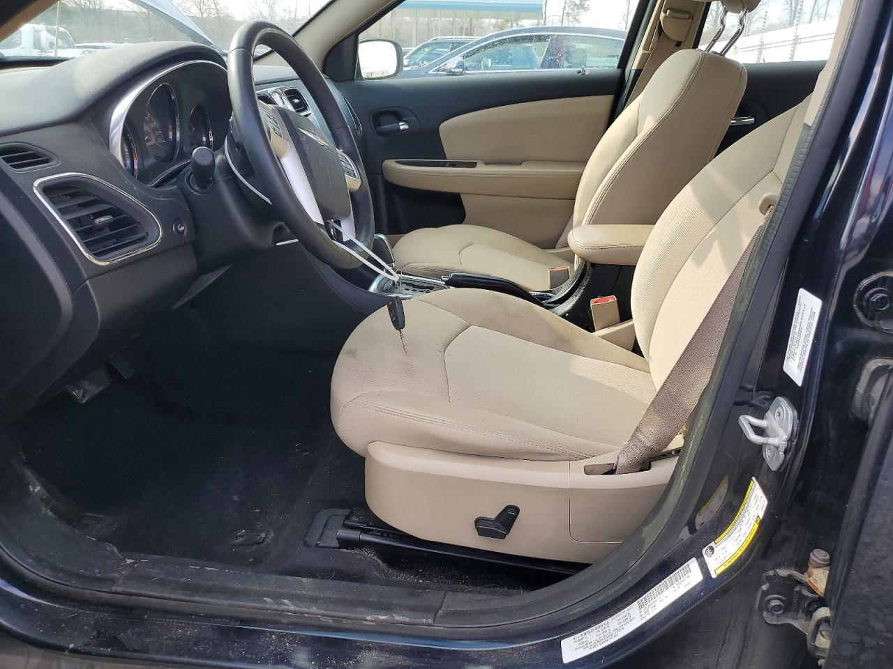 2012 Chrysler 200 VIN 1C3CCBBBXCN301174 photo 7